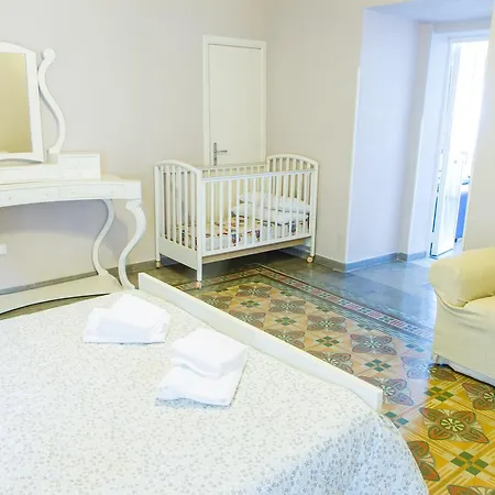 Apartment Connie's Heritage Cefalu